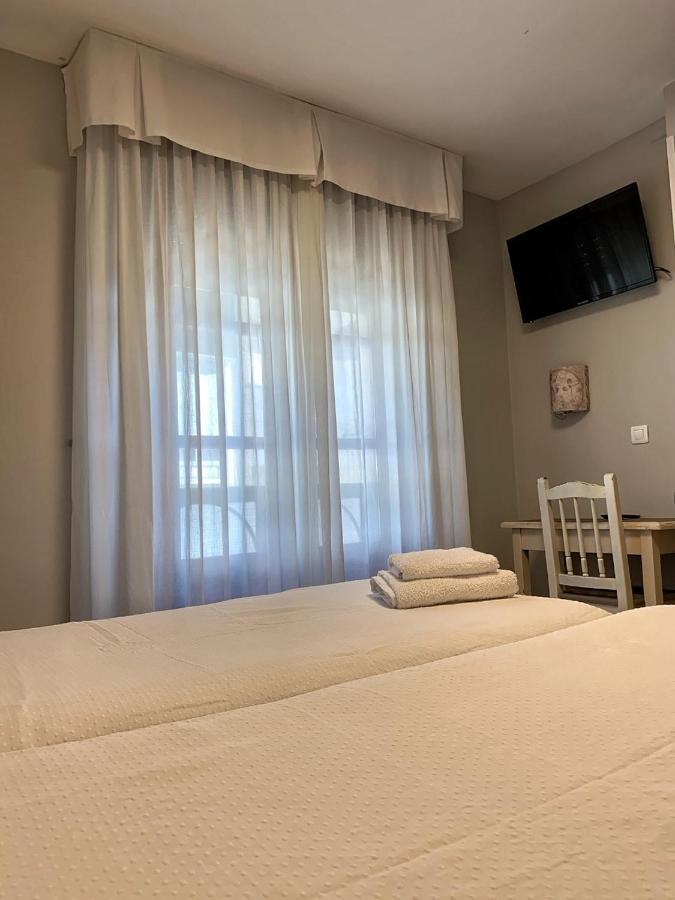 Hostal Restaurante Mendez Villafranca Del Bierzo Zewnętrze zdjęcie