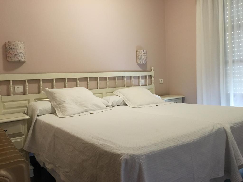Hostal Restaurante Mendez Villafranca Del Bierzo Zewnętrze zdjęcie