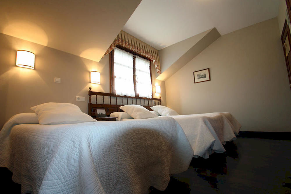 Hostal Restaurante Mendez Villafranca Del Bierzo Zewnętrze zdjęcie