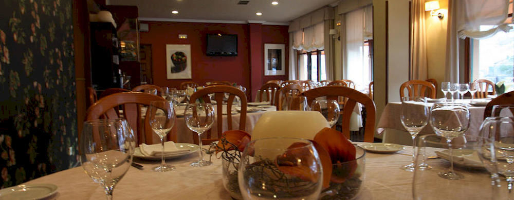 Hostal Restaurante Mendez Villafranca Del Bierzo Zewnętrze zdjęcie